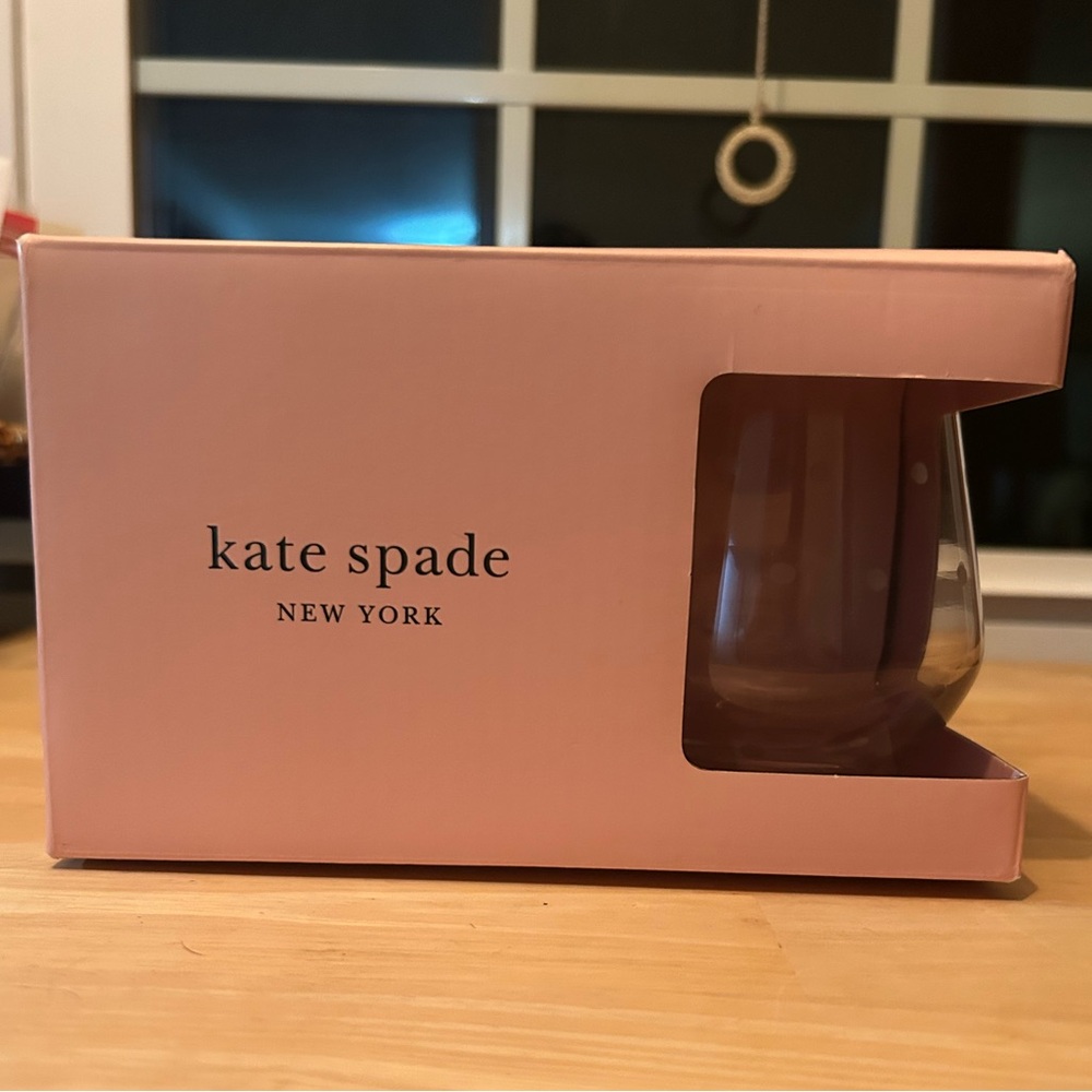 New In Box Kate Spade/Lenox Larabee Dot Wine Glasses - Stemless